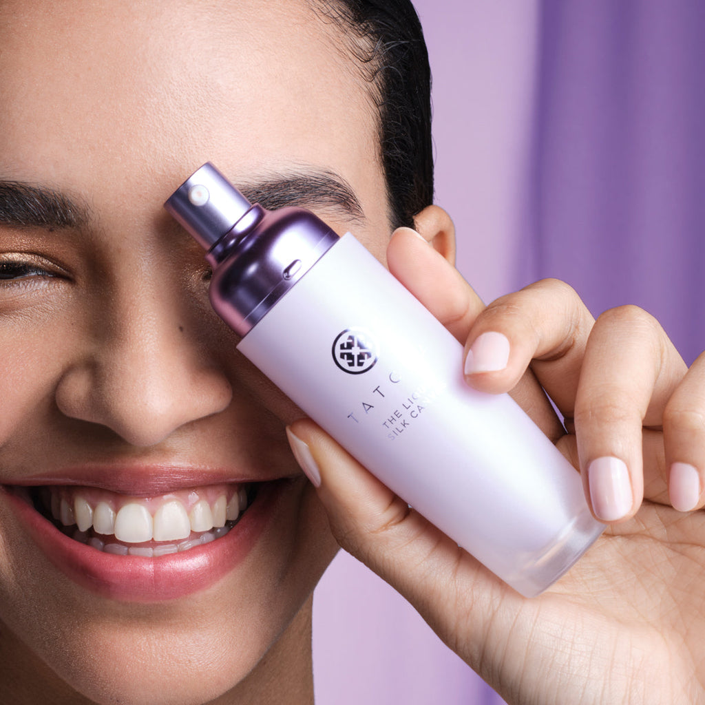 The Liquid Silk Canvas Face Primer for Daily Skin Care and Refined Looking Pores