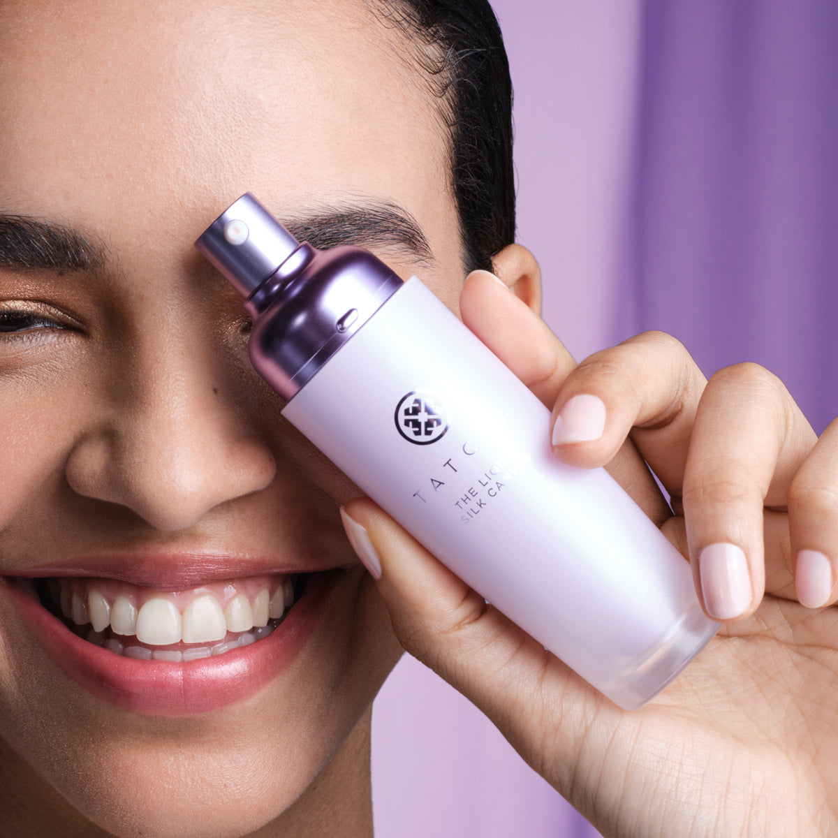 The Liquid Silk Canvas Face Primer for Daily Skin Care and Refined Looking Pores