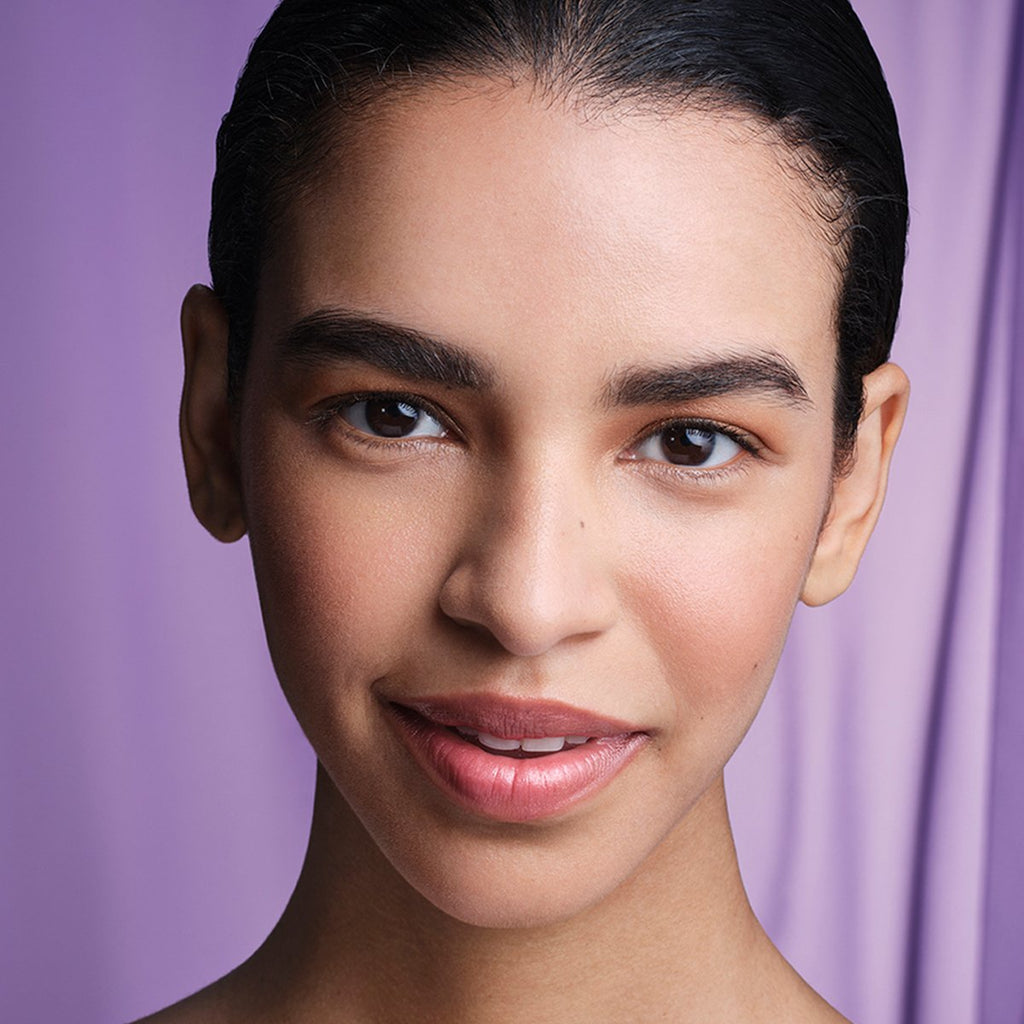 The Liquid Silk Canvas Face Primer for Daily Skin Care and Refined Looking Pores
