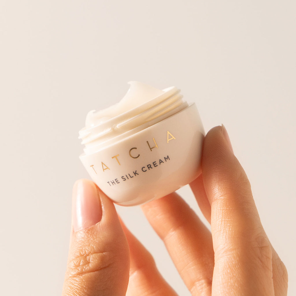 The Silk Cream Face Cream for A Range of Skin Types and Moisture Support